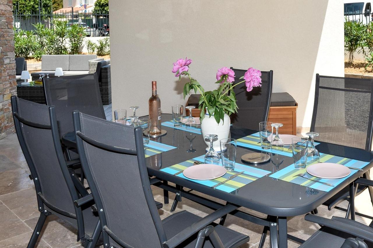 Résidence Le Jardin d'Eugénie Sanary-sur-Mer Esterno foto